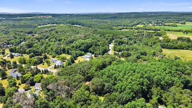 S3660 N Bent Tree Drive, Baraboo, WI 53913