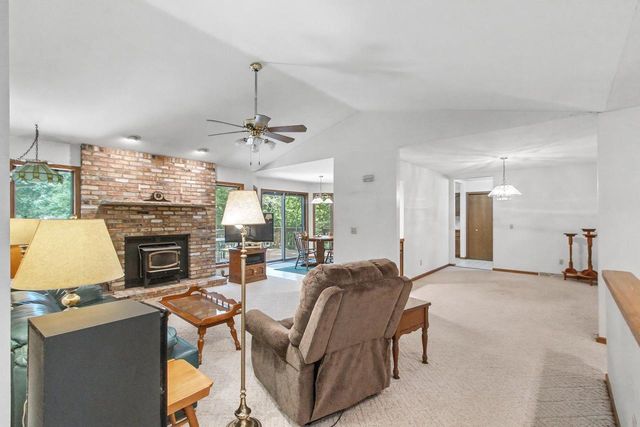 S3660 N Bent Tree Drive, Baraboo, WI 53913