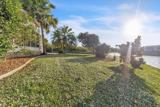 27110 JONES LOOP ROAD 116, Punta Gorda, FL 33982