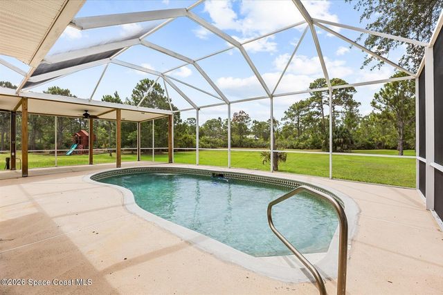 4691 Mooney Lane, Grant, FL 32949