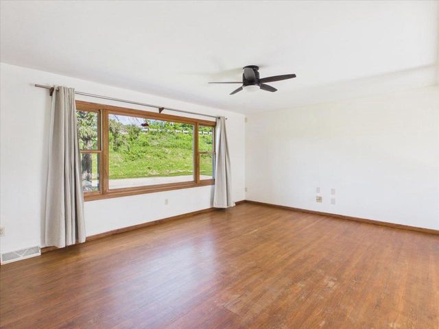 4726 Baxter Road, Cottage Grove, WI 53527