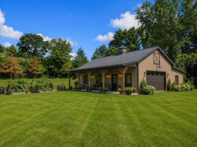 4726 Baxter Road, Cottage Grove, WI 53527