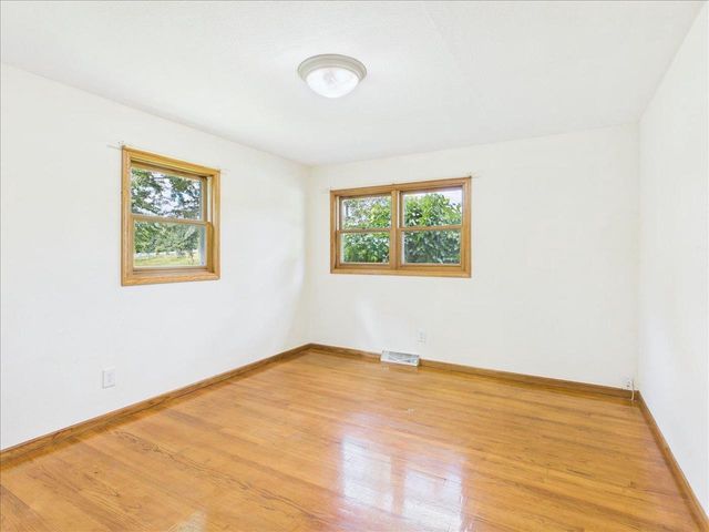4726 Baxter Road, Cottage Grove, WI 53527