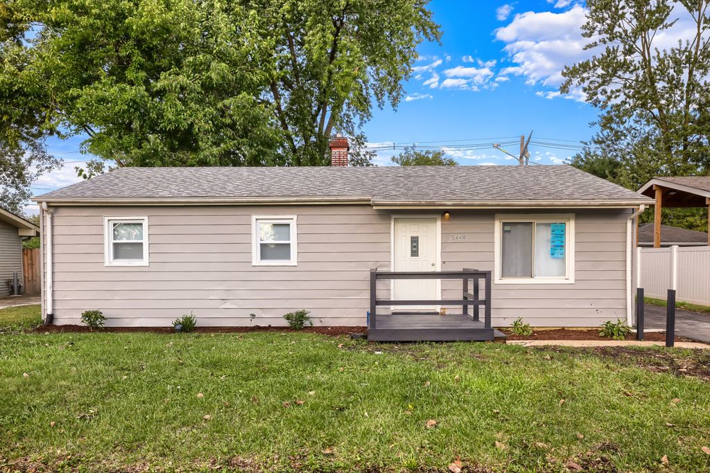 15440 Birch Road, Markham, IL 60428 — exterior