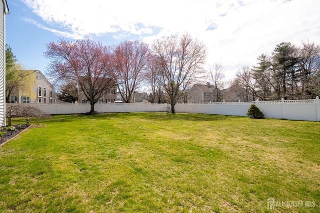 14 holohan Drive, Plainsboro, NJ 08536