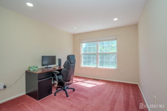 14 holohan Drive, Plainsboro, NJ 08536