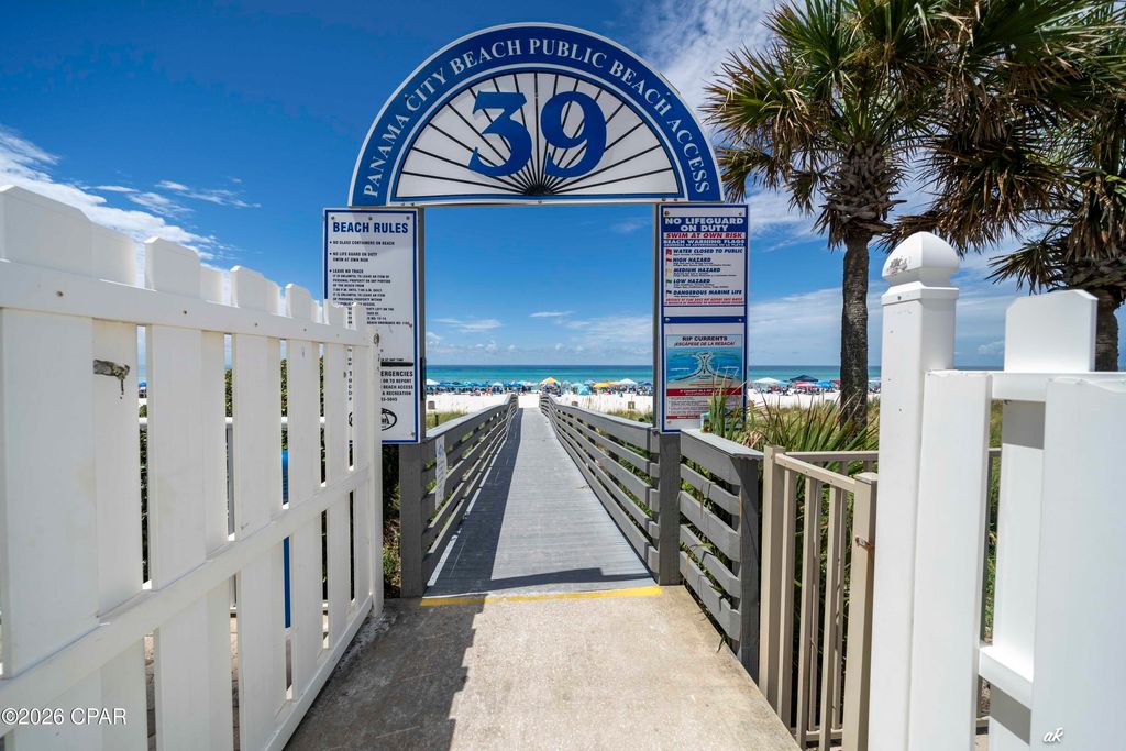 Image 35 of property listing at 223 Grande Island Boulevard, Panama City Beach, FL 32407