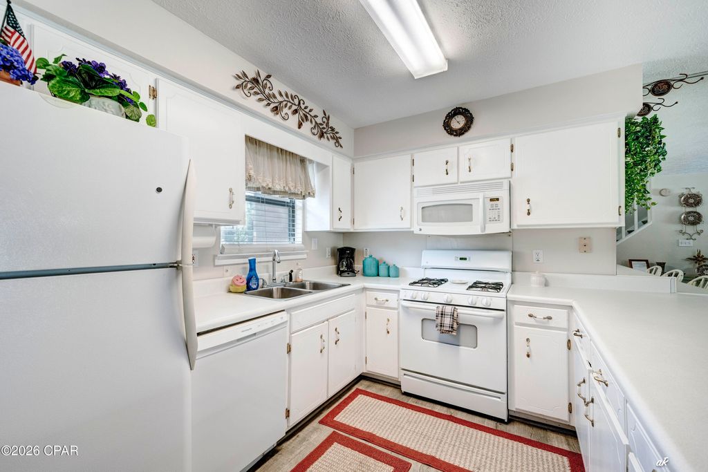Image 7 of property listing at 223 Grande Island Boulevard, Panama City Beach, FL 32407