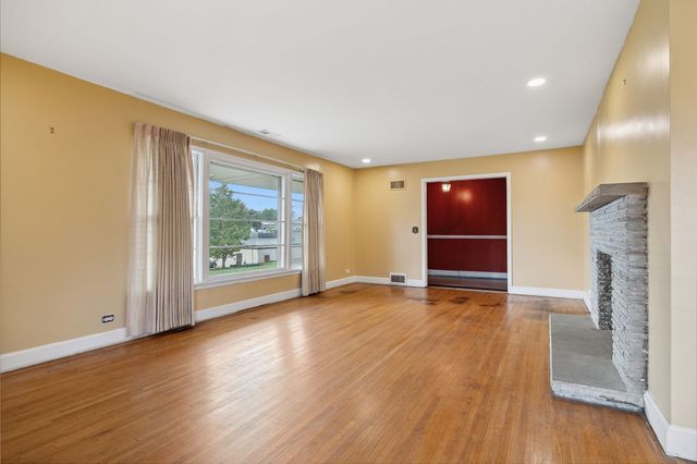 114 Calhoun St, Smithville, TN 37166