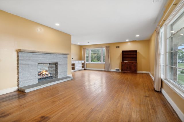 114 Calhoun St, Smithville, TN 37166