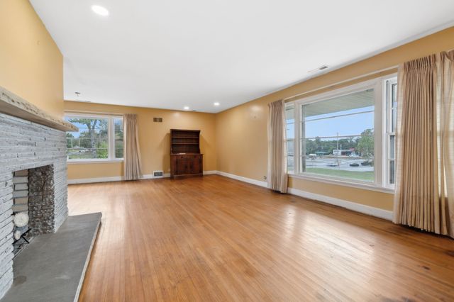 114 Calhoun St, Smithville, TN 37166