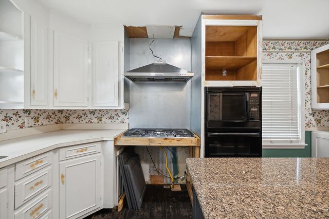 114 Calhoun St, Smithville, TN 37166
