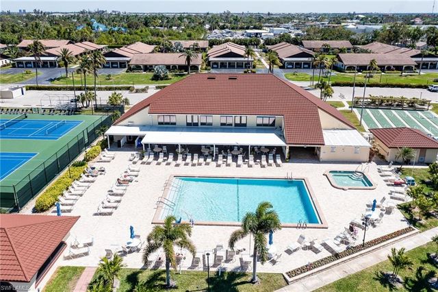 11220 Caravel CIR 110, Fort Myers, FL 33908