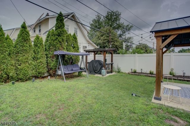 6 Grove St, Bloomfield Twp., NJ 07003