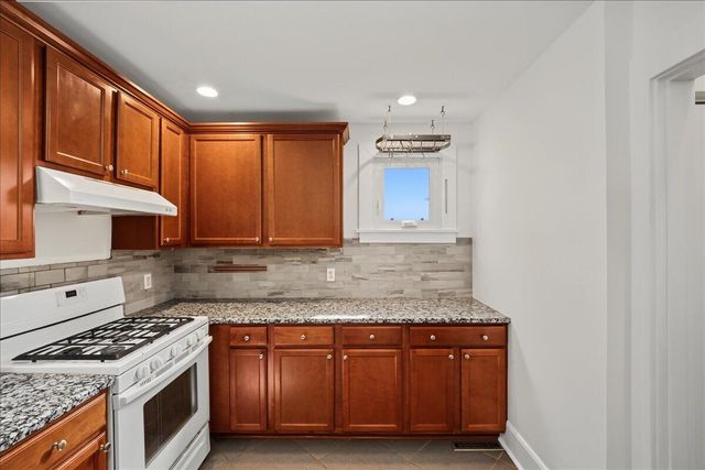 321 Mcdowell Road, Lexington, KY 40502