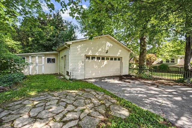 321 Mcdowell Road, Lexington, KY 40502