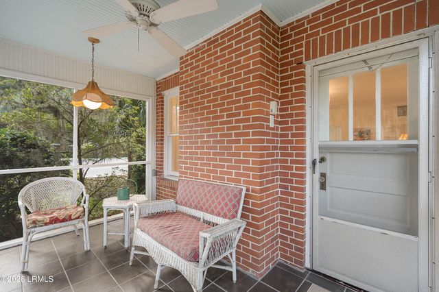 513 Ribaut Road, Beaufort, SC 29902