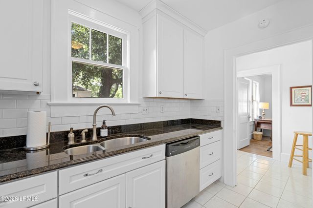 513 Ribaut Road, Beaufort, SC 29902