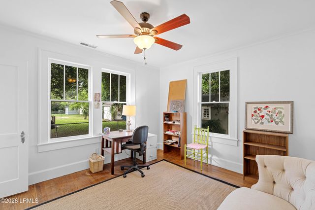 513 Ribaut Road, Beaufort, SC 29902