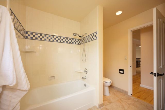 551 4th Street, Montara, CA 94037