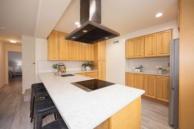 551 4th Street, Montara, CA 94037