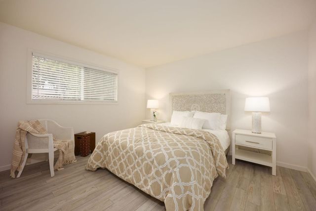 551 4th Street, Montara, CA 94037
