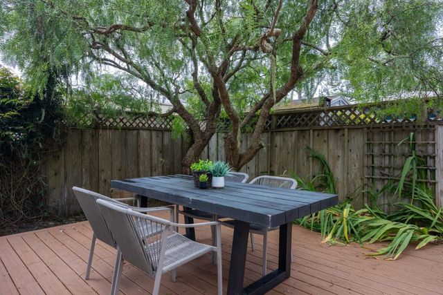 551 4th Street, Montara, CA 94037