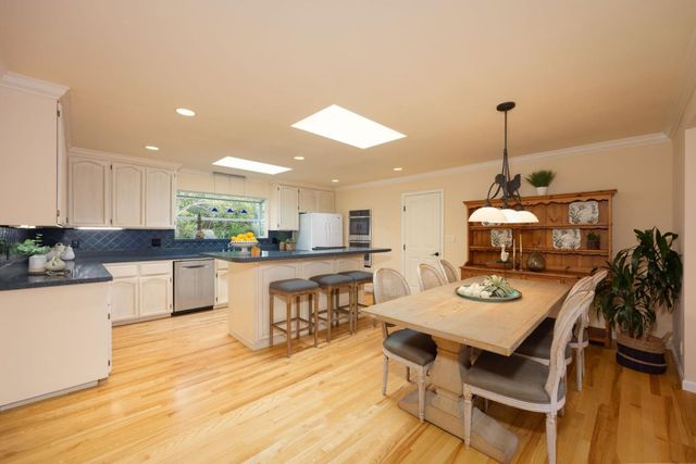 551 4th Street, Montara, CA 94037