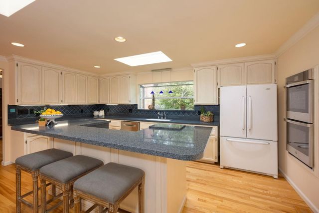 551 4th Street, Montara, CA 94037