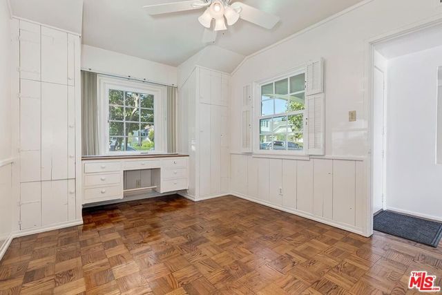 11438 Berwick Street, Los Angeles, CA 90049