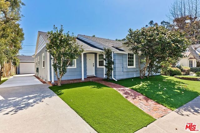 11438 Berwick Street, Los Angeles, CA 90049