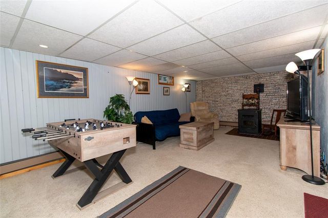 3112 Drier Rd, Eau Claire, WI 54701