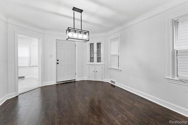 11943 E Outer Drive, Detroit, MI 48224