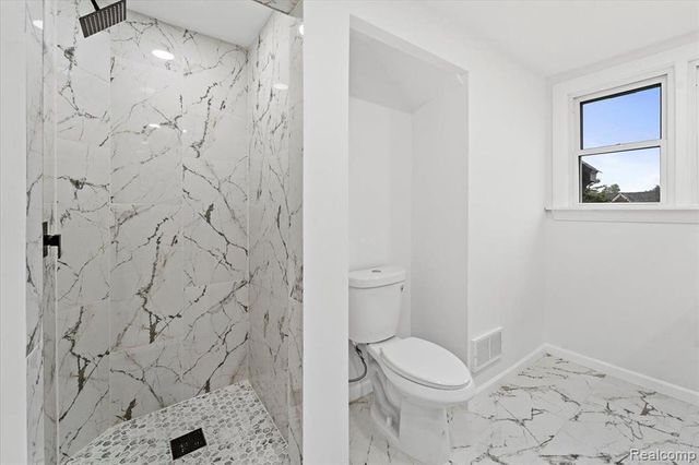 11943 E Outer Drive, Detroit, MI 48224