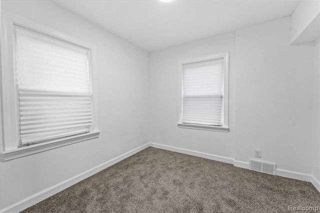 11943 E Outer Drive, Detroit, MI 48224