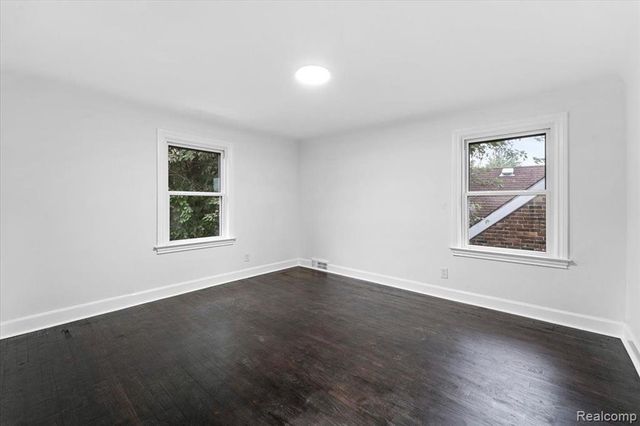 11943 E Outer Drive, Detroit, MI 48224