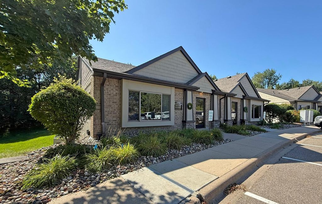 5770 Blackshire Path, Inver Grove Heights, MN 55076 — exterior