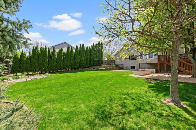 2147 Ponds Court, Shakopee, MN 55379