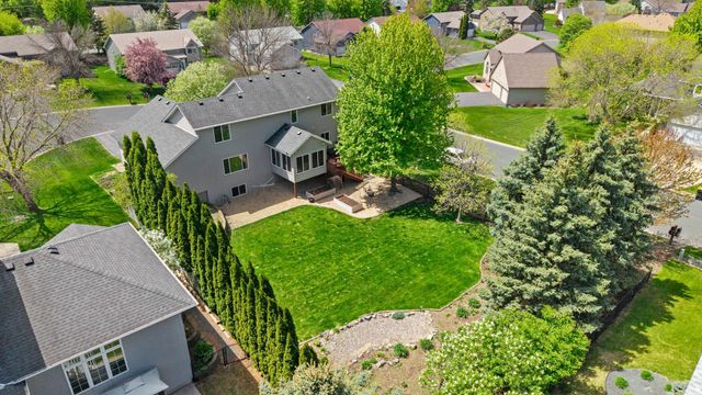 2147 Ponds Court, Shakopee, MN 55379
