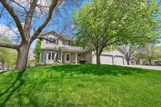 2147 Ponds Court, Shakopee, MN 55379