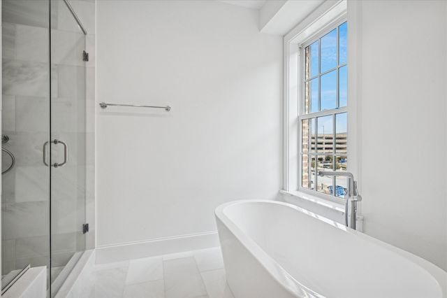 4070 Oak Circle, Addison, TX 75001