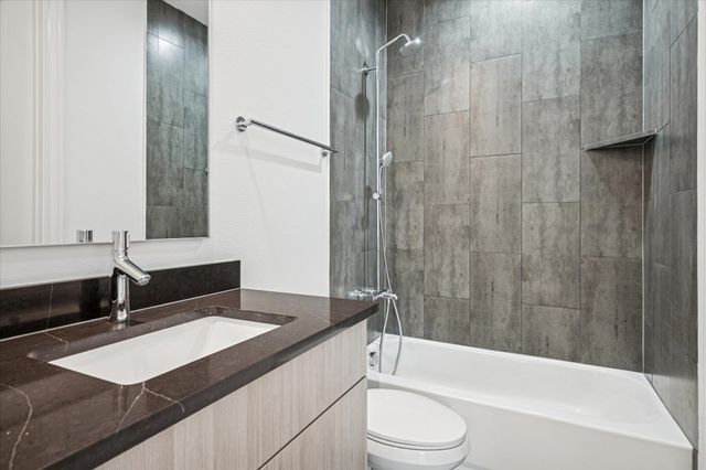 4070 Oak Circle, Addison, TX 75001