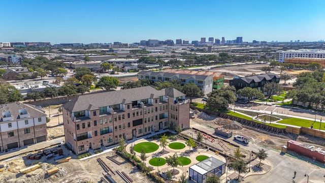 4070 Oak Circle, Addison, TX 75001