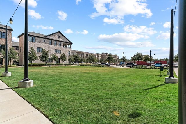 4070 Oak Circle, Addison, TX 75001