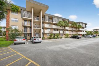 3051 NW 46th Avenue 405, Lauderdale Lakes, FL 33313