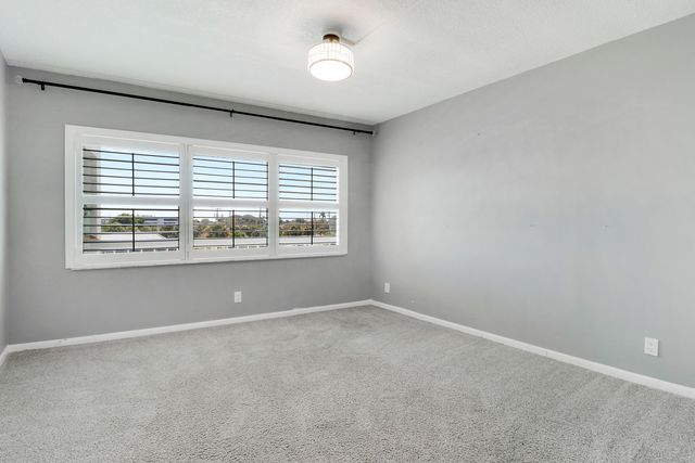 155 Yacht Club Drive 308, North Palm Beach, FL 33408