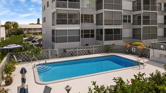 155 Yacht Club Drive 308, North Palm Beach, FL 33408