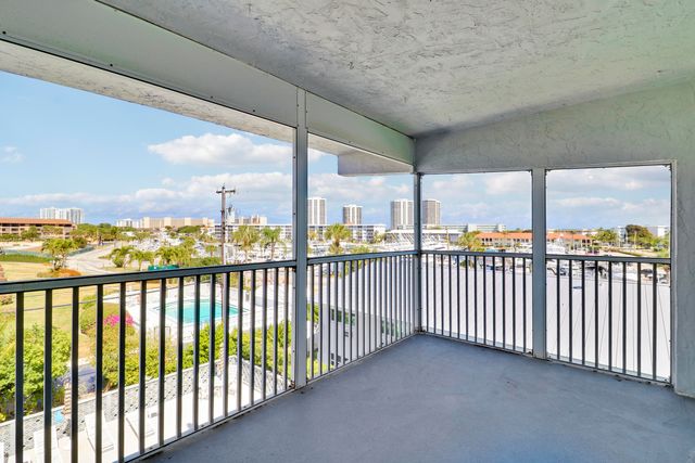 155 Yacht Club Drive 308, North Palm Beach, FL 33408