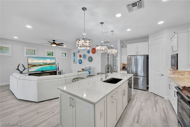 7460 Blackberry DR, Naples, FL 34114