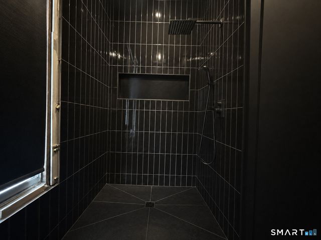 492 Lombard Street 1st floor, New Haven, CT 06513
